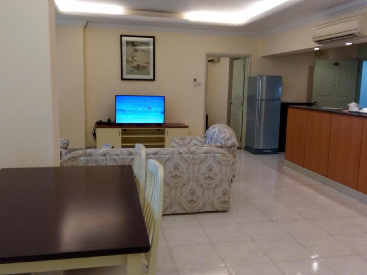 Cityview Serviced Apartment & Hotel Хошимин Экстерьер фото